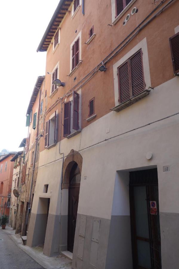 Central- Views - Air Conditioning - Easy Parking -Self Check In Perugia Exterior foto